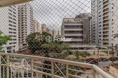 Image 4 - 894468