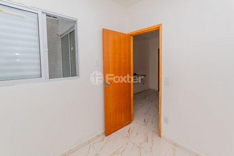 Image 9 - 894479