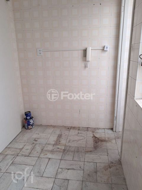 Image 3 - 894512