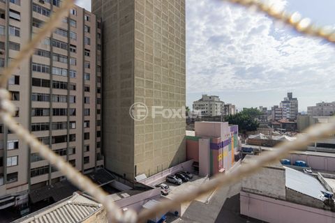 Image 5 - 894516