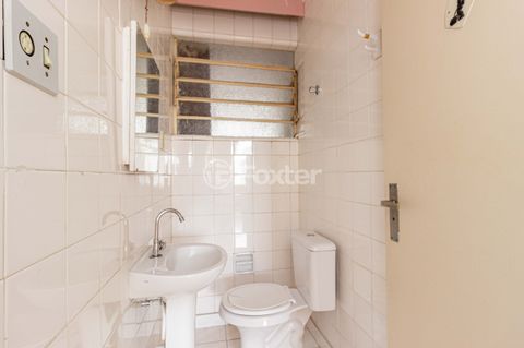 Image 7 - 894516
