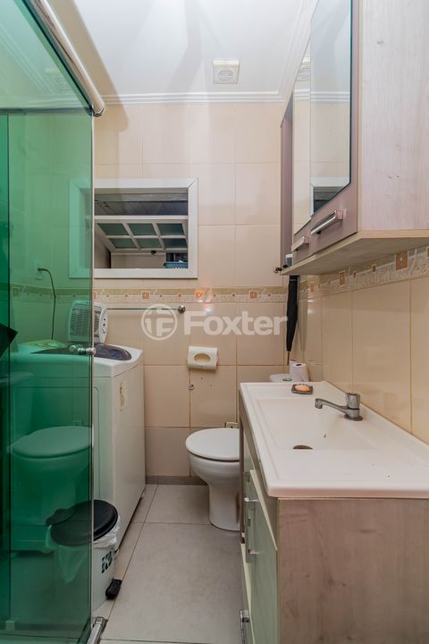 Image 8 - 894562