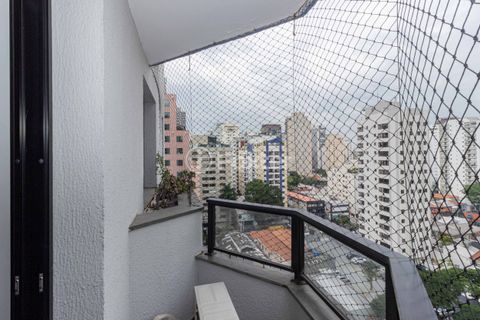 Image 14 - 894572