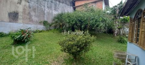 Image 9 - 894635