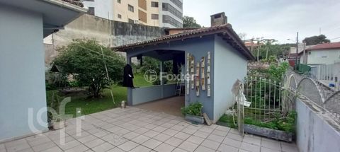 Image 7 - 894635
