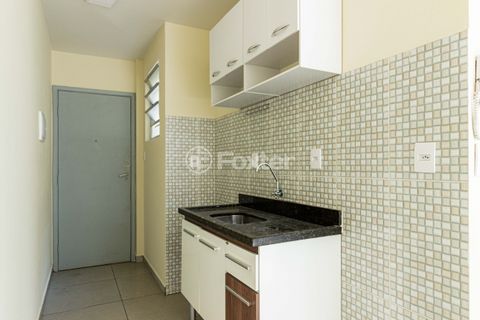 Image 7 - 894638