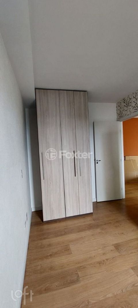 Image 9 - 894667