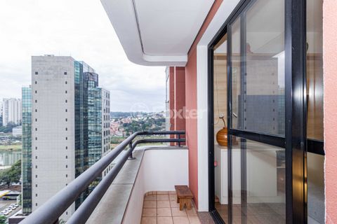 Image 2 - 894682
