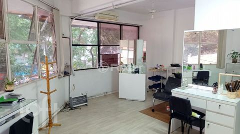 Image 7 - 894683