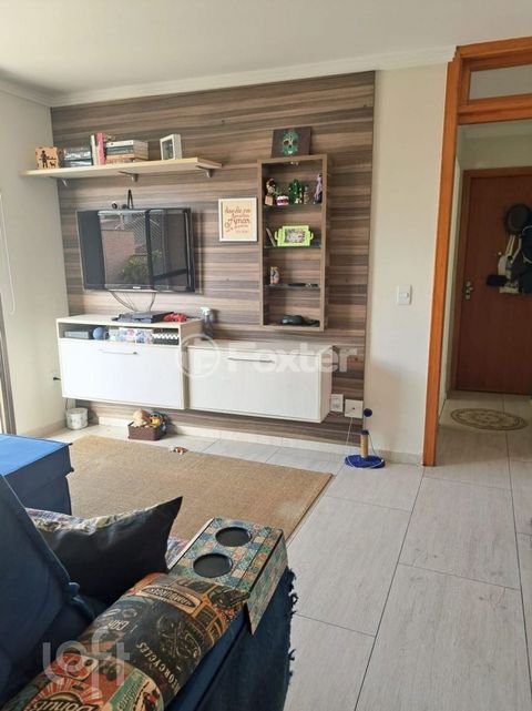 Image 5 - 894695