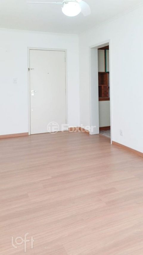 Image 1 - 894716