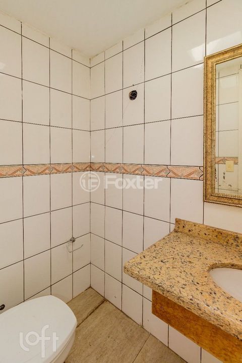 Image 9 - 894777