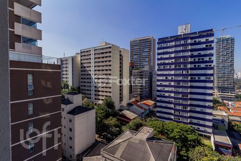 Image 6 - 894827