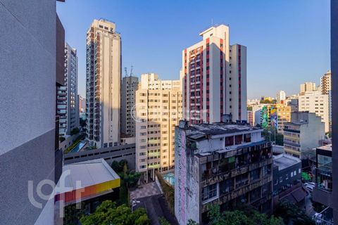 Image 14 - 894869