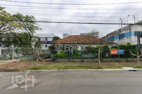Image 5 - 894917