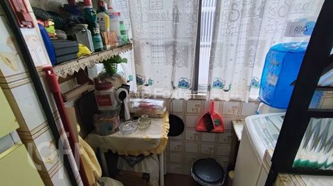 Image 9 - 894922