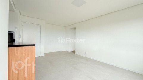Image 1 - 894982