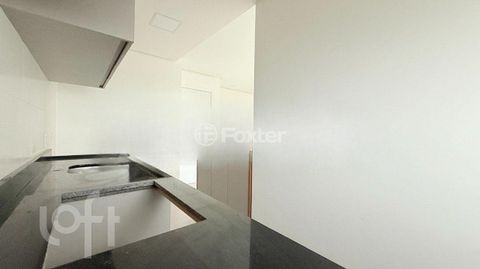 Image 7 - 894982