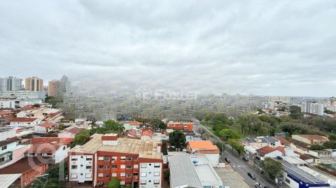 Image 3 - 894982