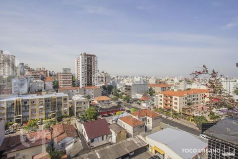 Image 13 - 894988