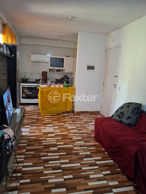 Image 7 - 894995