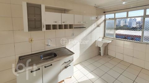 Image 4 - 895009