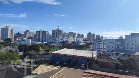 Image 7 - 895009