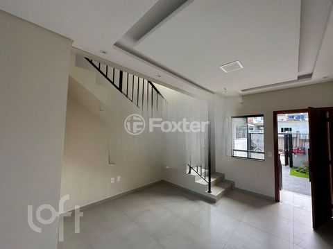 Image 7 - 895015