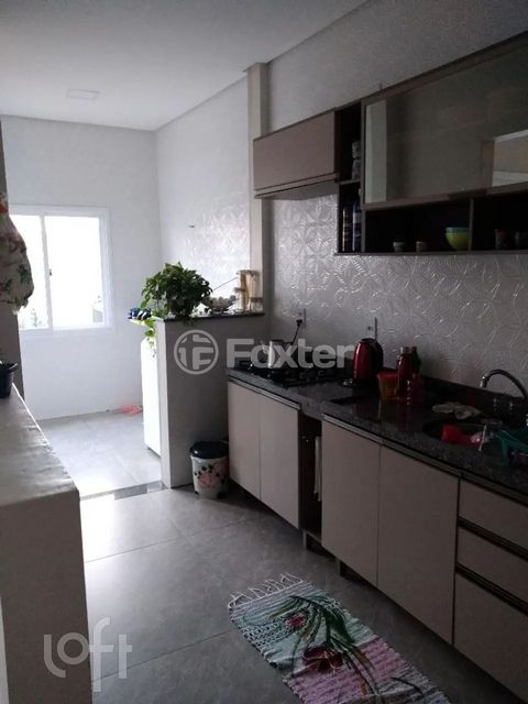 Image 1 - 895117