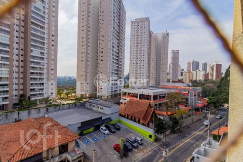 Image 10 - 895141