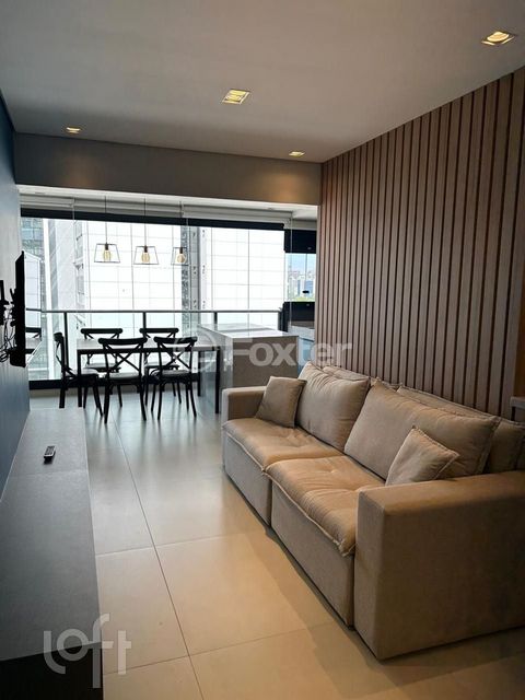 Image 19 - 895144