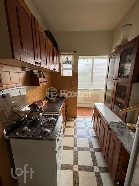 Image 7 - 895145