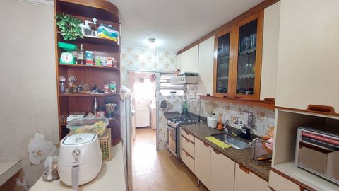 Image 6 - 895148