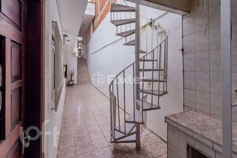 Image 17 - 895164