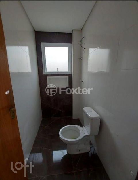 Image 8 - 895222