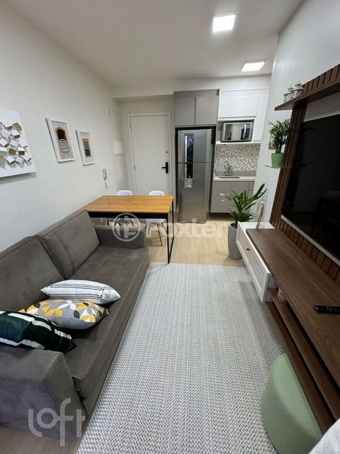 Image 2 - 895223