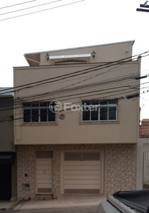 Image 6 - 895224
