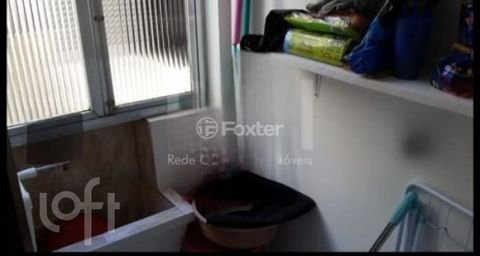 Image 6 - 895242