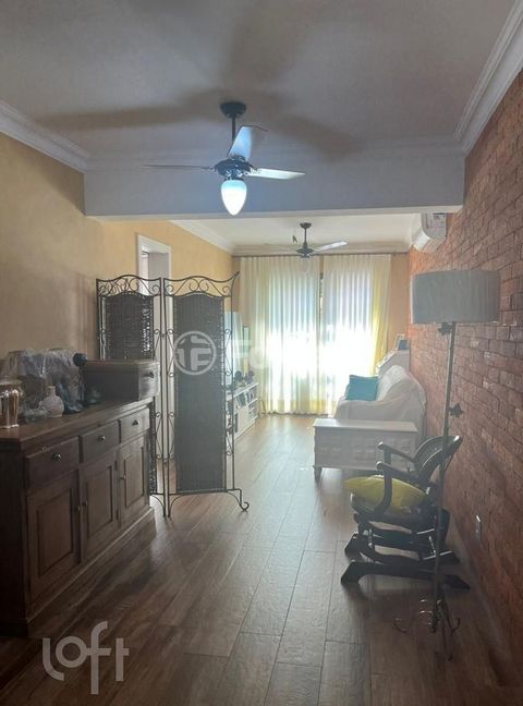 Image 7 - 895304