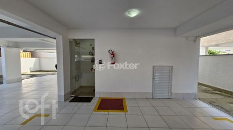 Image 4 - 895374