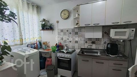 Image 6 - 895509