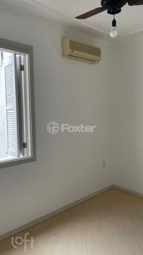 Image 7 - 895510