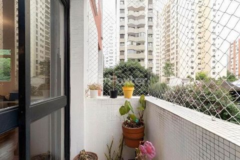 Image 2 - 895551