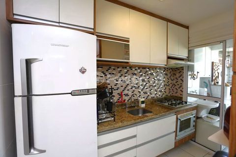 Image 18 - 895604