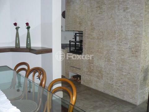 Image 7 - 895607