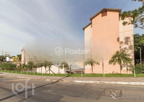 Image 8 - 895611