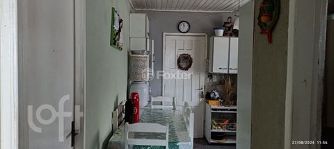 Image 11 - 895637