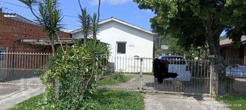 Image 4 - 895637
