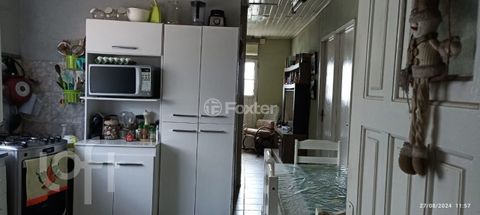 Image 10 - 895637