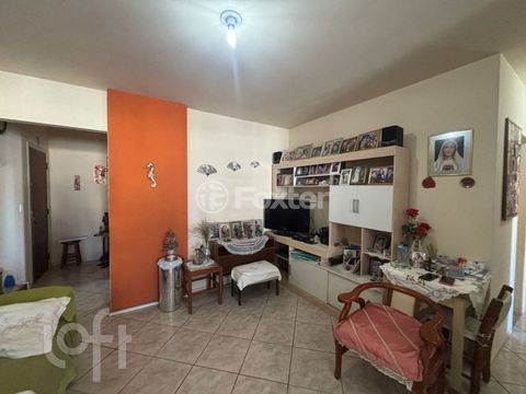 Image 7 - 895639